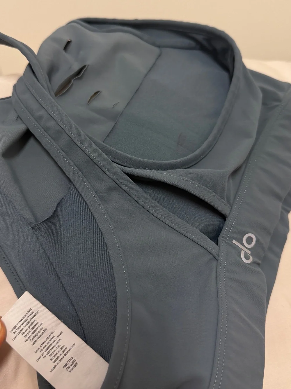 ALO Yoga High Neck Sports Bra in Slate